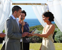 fun wedding on the cliffs of Cowaramup