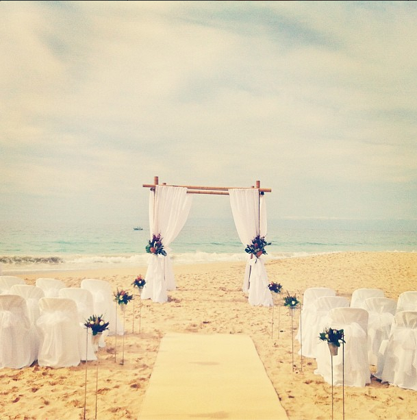 beach wedding in bunker bay